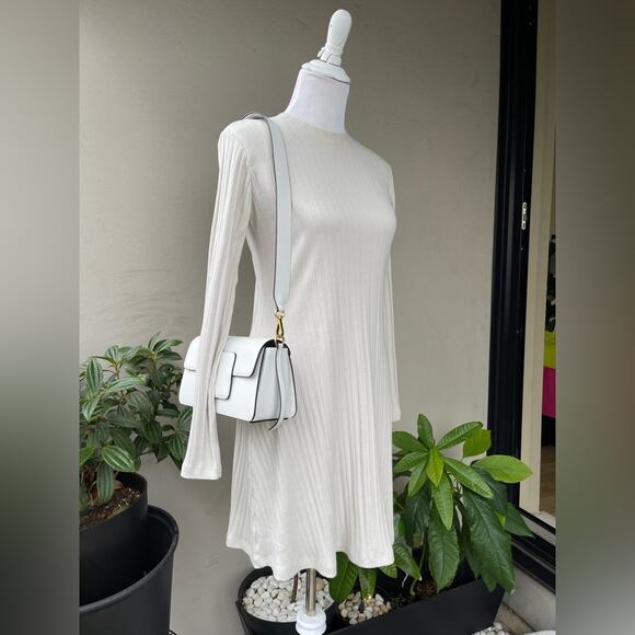 ☘️ Zara Ribbed Knit Long Sleeve Fit and Flare Mini Dress in Gray/ Stone col… - Picture 5 of 8